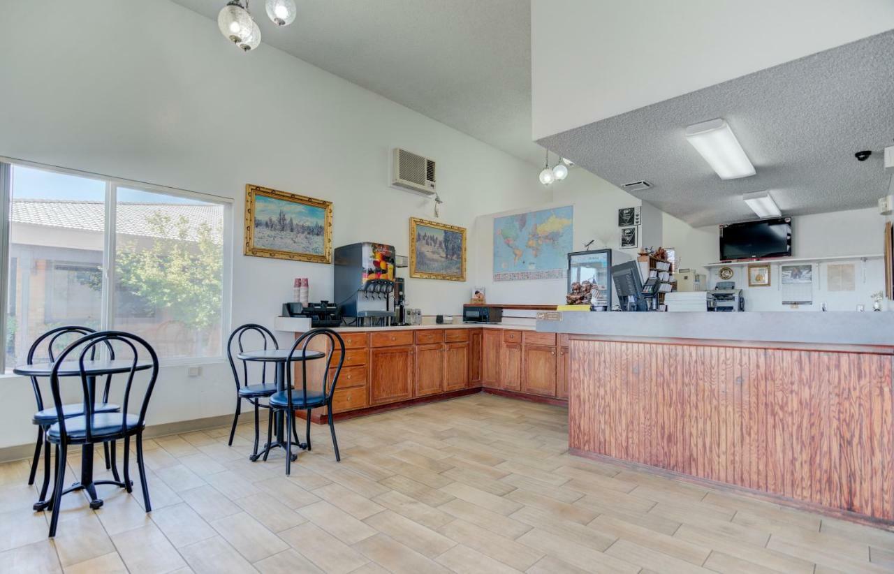 Redmond Inn Εξωτερικό φωτογραφία